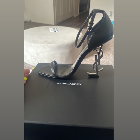 Ysl heels - Picture 7 of 8